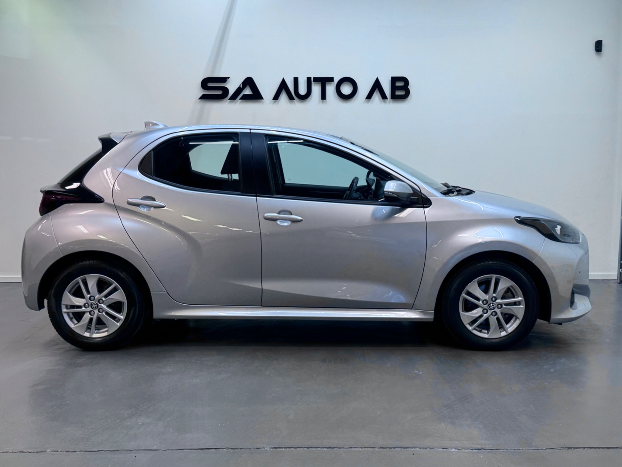 Toyota Yaris Hybrid CVT Active 2023, bild 5/60