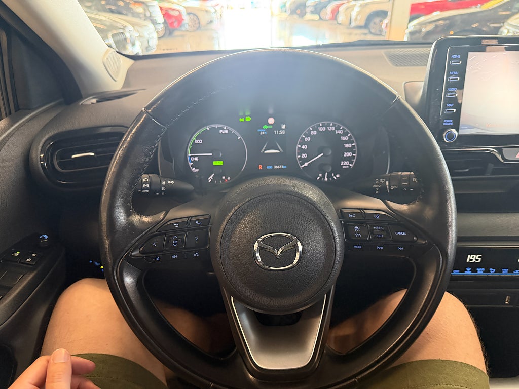 Mazda 2 Hybrid AGILE