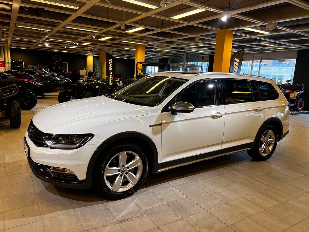 Volkswagen Passat Alltrack 2.0 TDI 4-M 240 hk. Drag. Pano