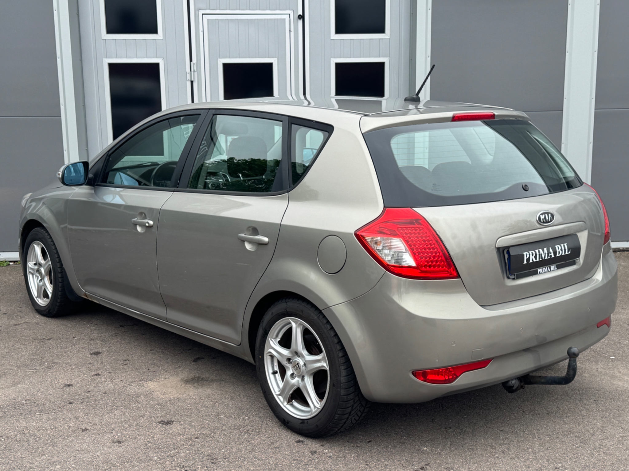 Kia Ceed cee'd 1.6 CRDi ECO Nybes 2010, bild 6/36