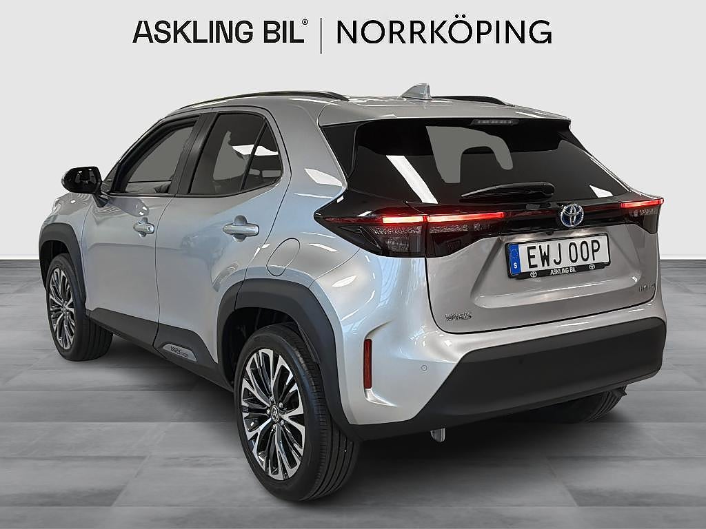 Toyota Yaris Cross 2023 - miniatyr 2