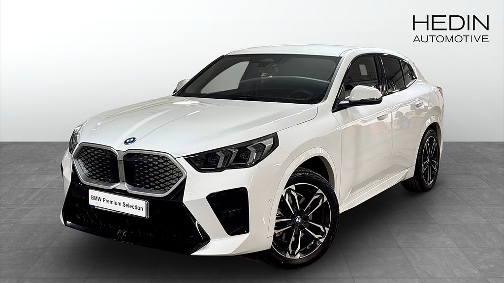 BMW iX2 xDrive 30