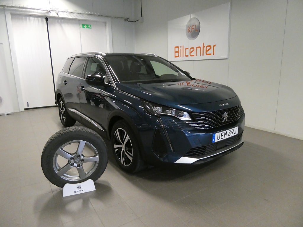 Peugeot 5008 GT 130hk 7-sits-Cockpit-Drag-360°-Navi-Carplay-SoV