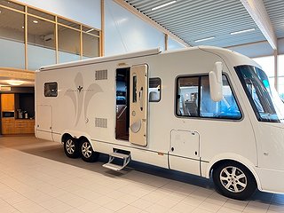 Husbil-integrerad Niesmann ARTO 79 LE 2 av 25