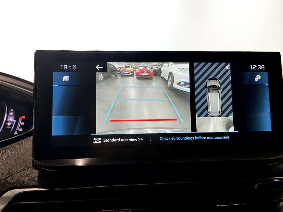 Bild på Peugeot 5008 GT 1.2 PT 130hk Aut - B-KAMERA, CARPLAY