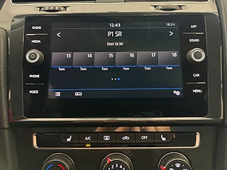 Volkswagen Golf 5-dörrar 1.6 TDI Base Mvärme Bkamera Drag CarPlay S&V – bild 11
