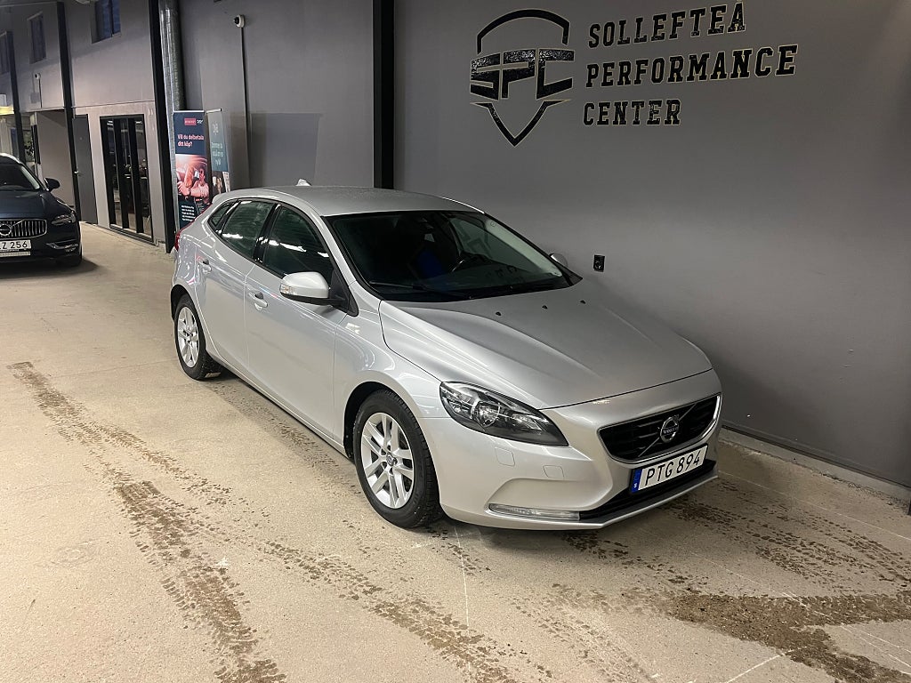 Volvo V40 D2 115hk  / D-värm Euro 5