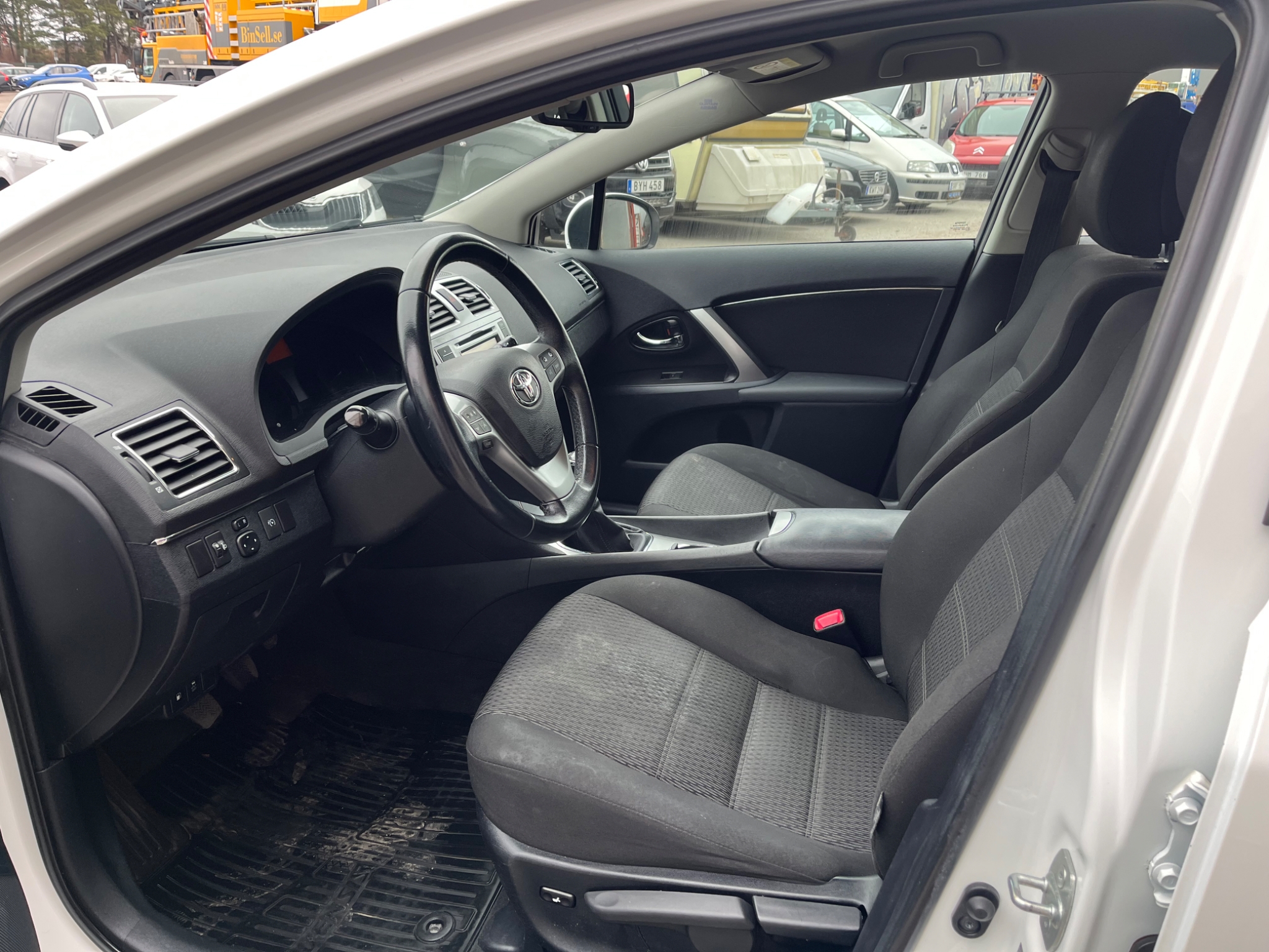 Toyota Avensis 2013, bild 7/49