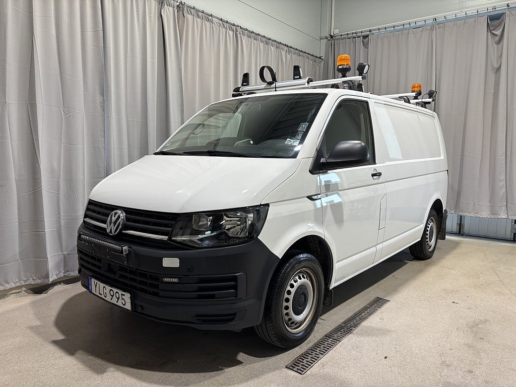 Volkswagen Transporter T32 2.0 TDI BMT Backkam Drag Värmare Endast 1900mil