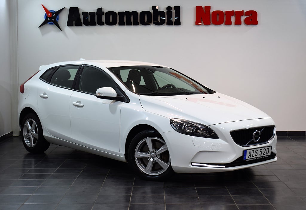 Volvo V40 T3 153hk Automat Kinetic VOC Värmare Euro6