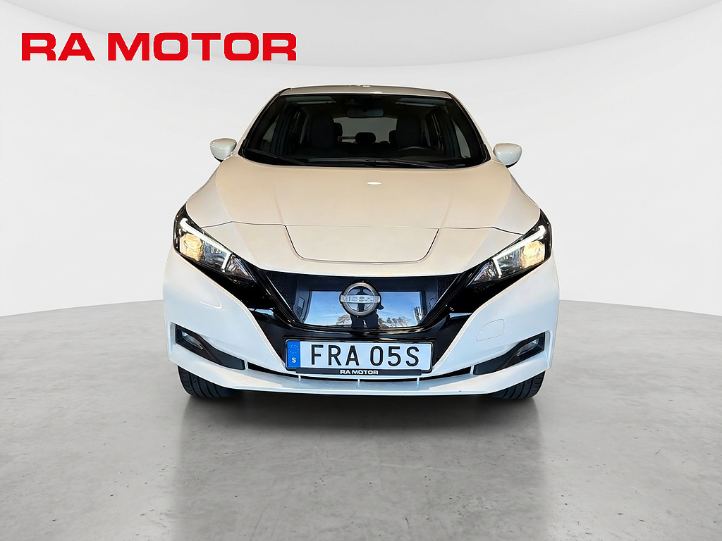 Nissan Leaf 40 kWh 150hk Acenta | Backkamera | Rattvärme | 2023