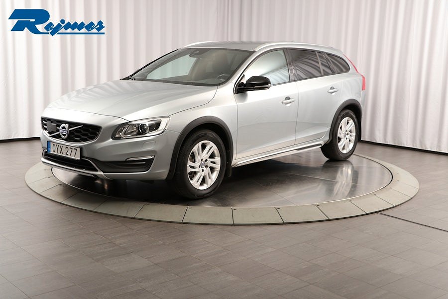 Volvo V60 Cross Country D4 AWD Momentum BE