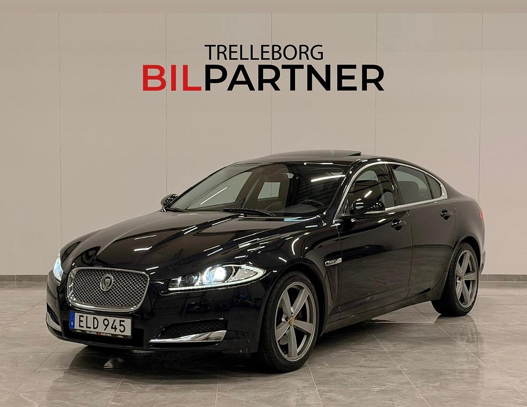 Jaguar XF 2.2 TDi4 | 1 ägare | Tacklucka | Navi 