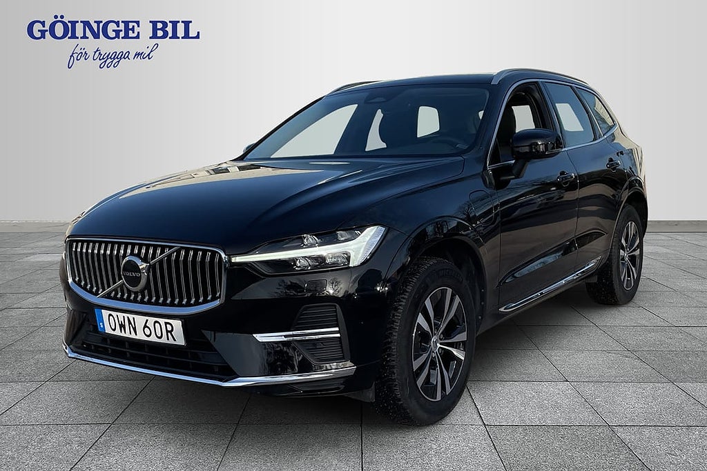 Volvo XC60 Recharge T6 Core Edition Drag/ Kamera/ Navi/ Värmare/ P...