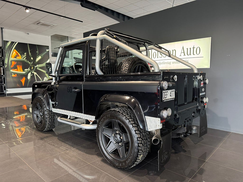 Land Rover Defender 90 Pick Up 2.4 TD4 4×4 Soft Top Winsch - bild 3