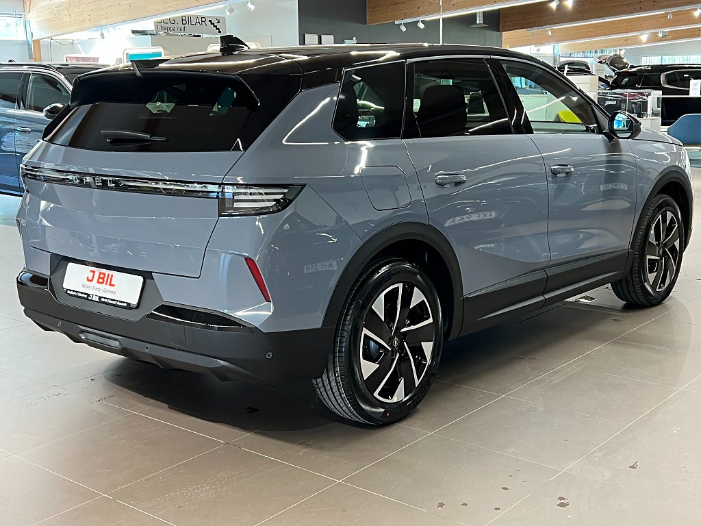 Bild på Opel Grandland GS Hybrid 136hk Aut - OMGÅENDE LEVERANS!