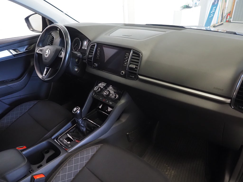 Skoda Karoq 1.0 TSI Ambition Euro 6 | P-Sensorer | Carplay | 2019