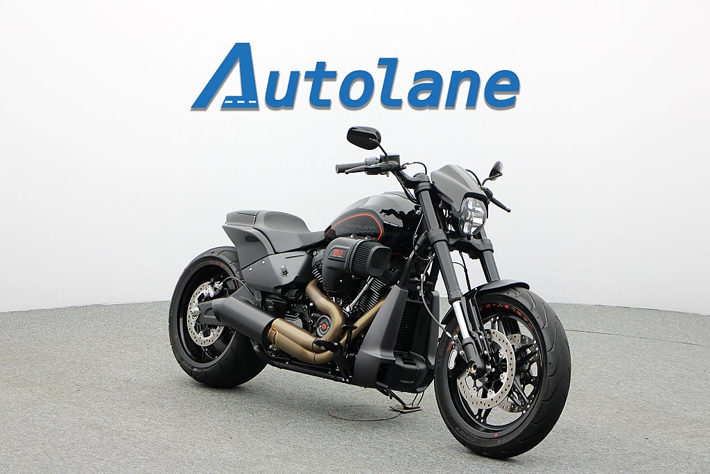 Harley-Davidson FXDR Milwaukee-Eight 114" 