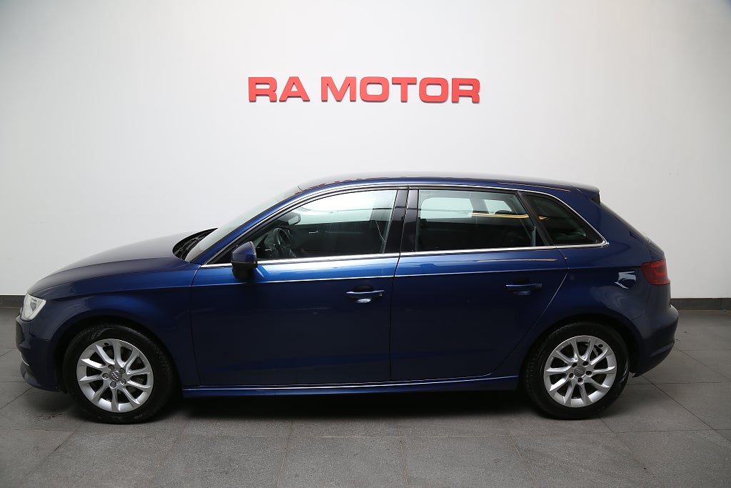 Audi A3 1,6 TDI 110hk Ultra Attraction Sportback 2014