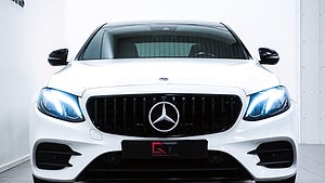 En fin Mercedes-Benz 350d 9G AMG. 