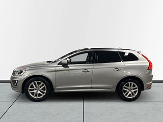 Volvo XC60 D4 AWD Automat R-Design Kamrem Bytt/Kamera/Drag/S&VDäck – bild 4