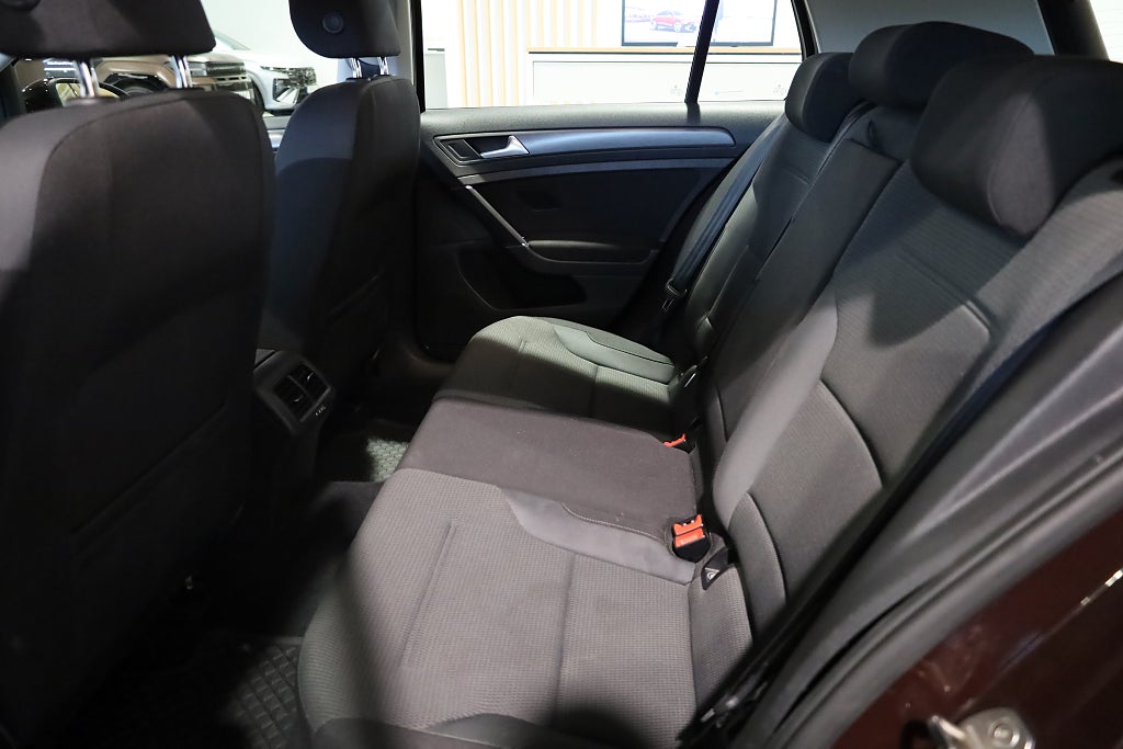 Volkswagen Golf 5-dörrar 1.0 TSI AUT CarPlay Blåtand 2017
