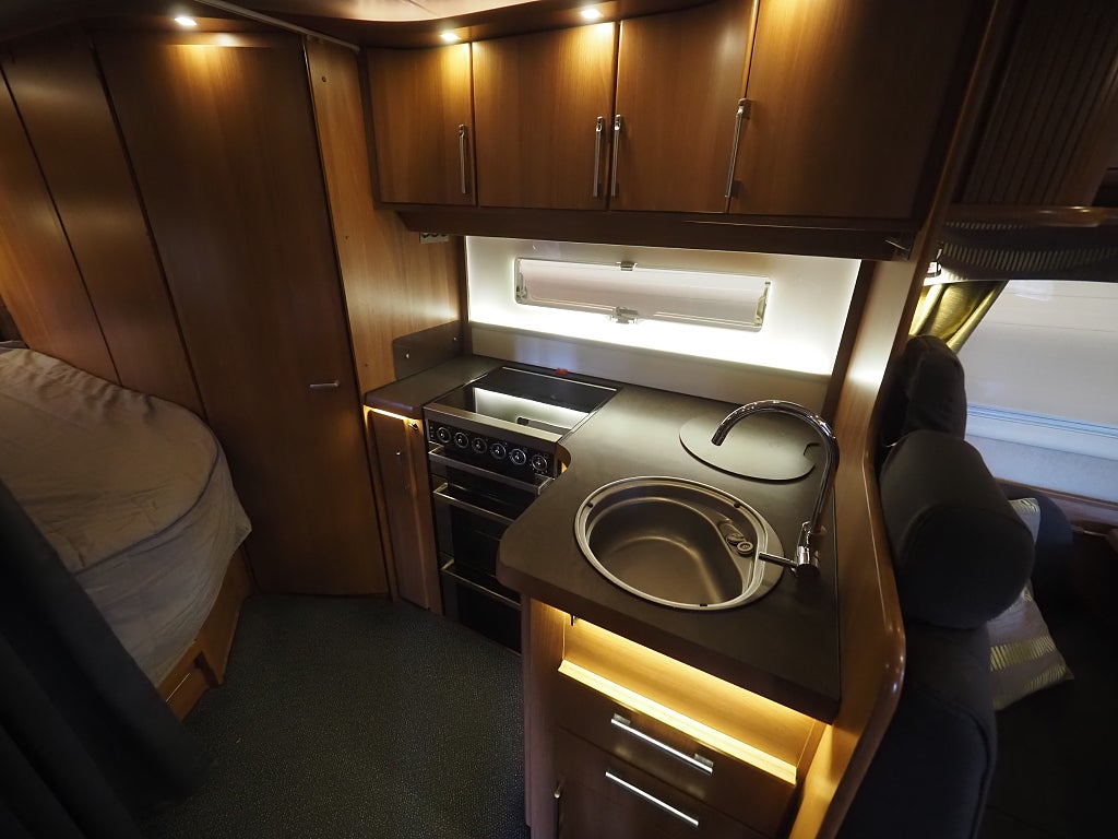 Kabe Travel Master 750 LXL ALDE AC Dragkrok 2012