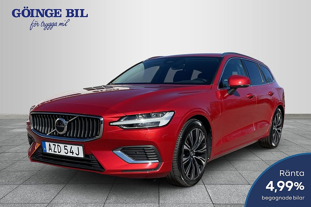 Volvo V60 Recharge T6 Core Edition Drag/ Navi/ Kamera/ Tonade ru...