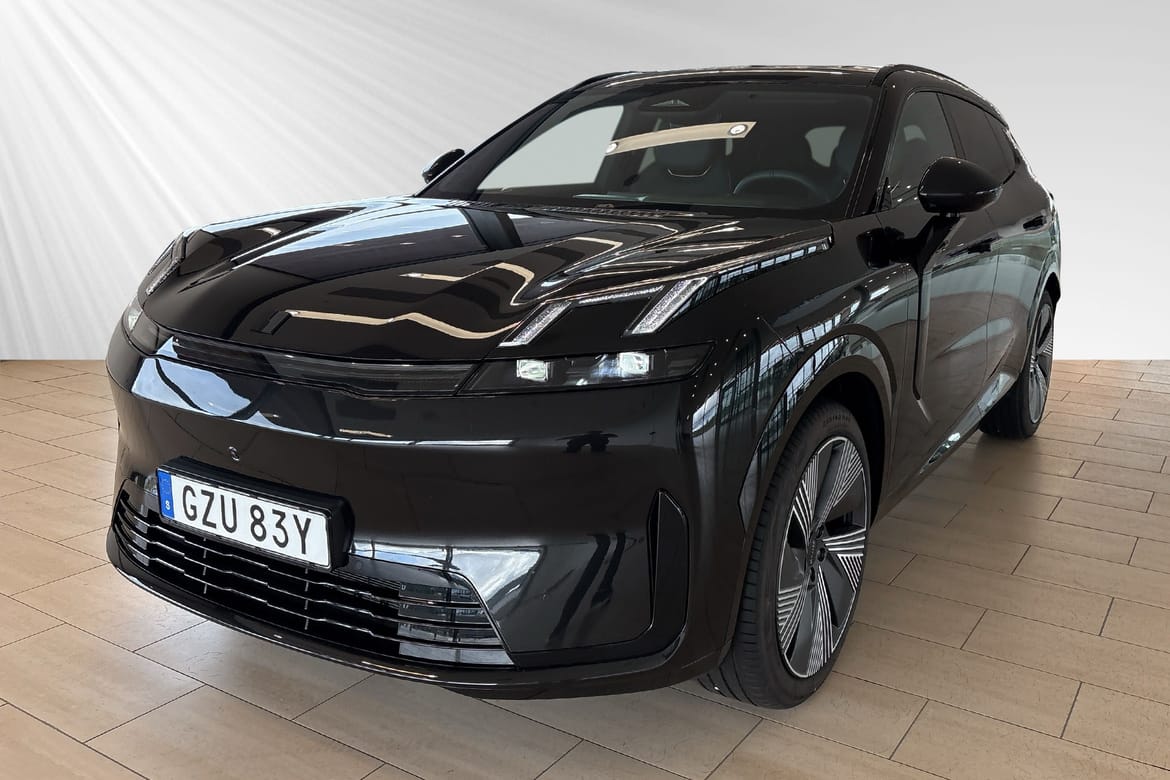 Lynk & Co 08 Core PHEV 2025, bild 7/10