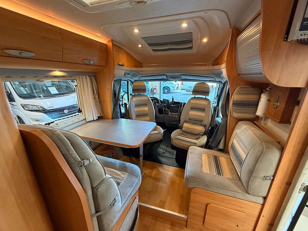 Adria Coral 660 SL *Långbädd*3500kg*