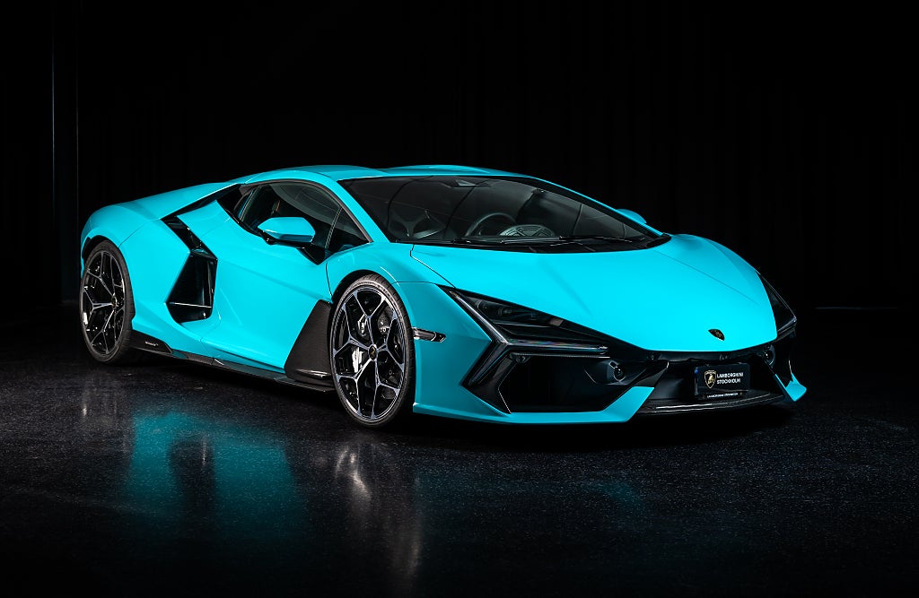 Lamborghini Revuelto