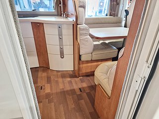 Husbil-integrerad Carthago CHIC C-LINE I XL 5.8 Q 9 av 29