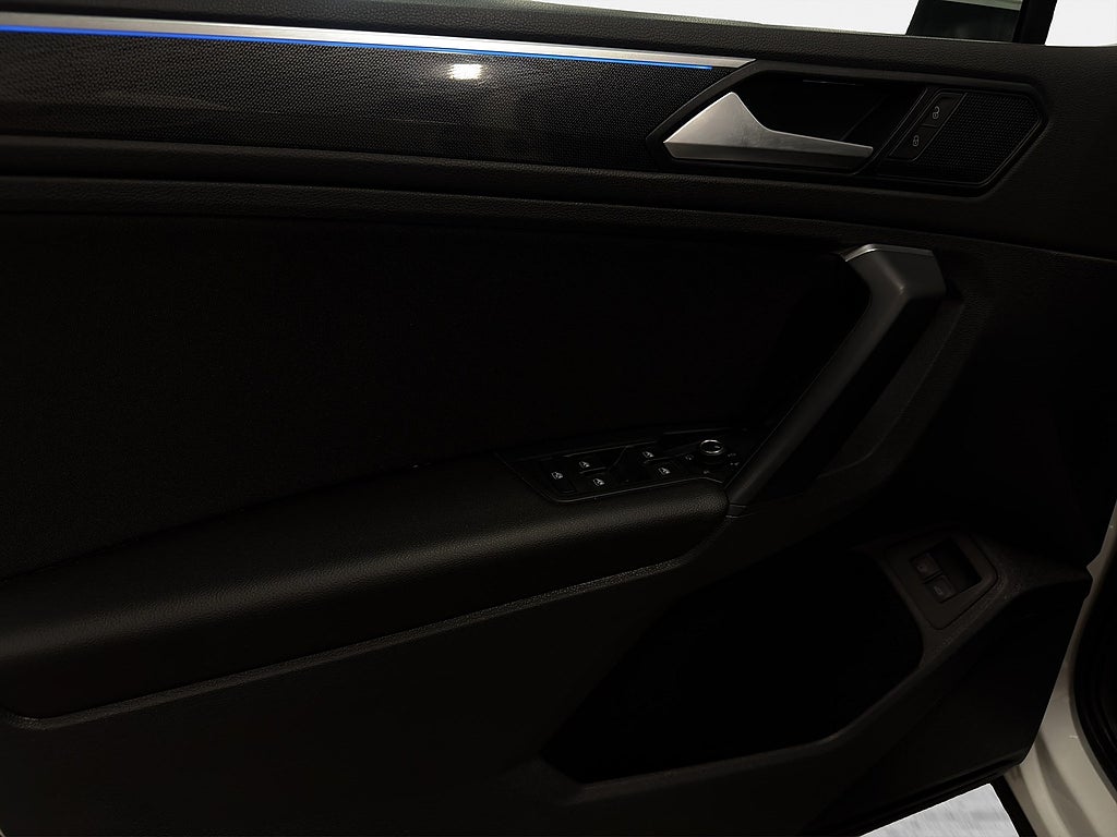 Volkswagen Tiguan eHybrid 1.4 TSI, Elegance, Cockpit, Kamera, Drag