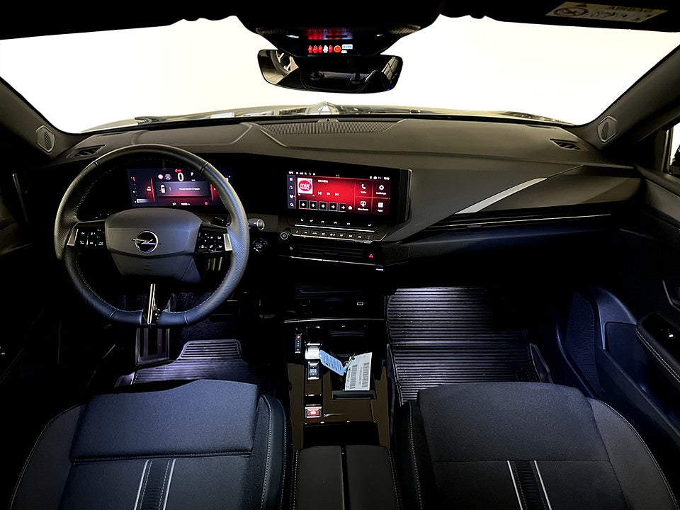 Bild på Opel Astra 5D GS 1.2 PT 130hk Aut KAMPANJRÄNTA 3,99%