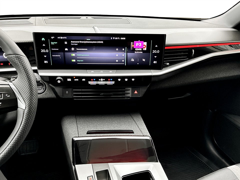 Bild på Opel Grandland X Ultimate Hybrid 145hk Aut B-KAMERA CARPLAY ELSTOL
