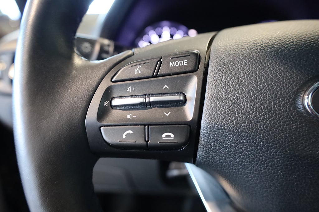 Hyundai i30 1.0 T-GDI AUT Essential Kamera Rattvärme Leasbar 2022
