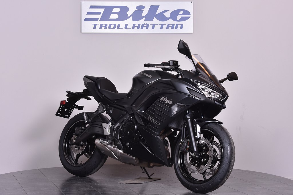 Kawasaki Ninja 650  Beställ din 2025 Bike Trollhättan