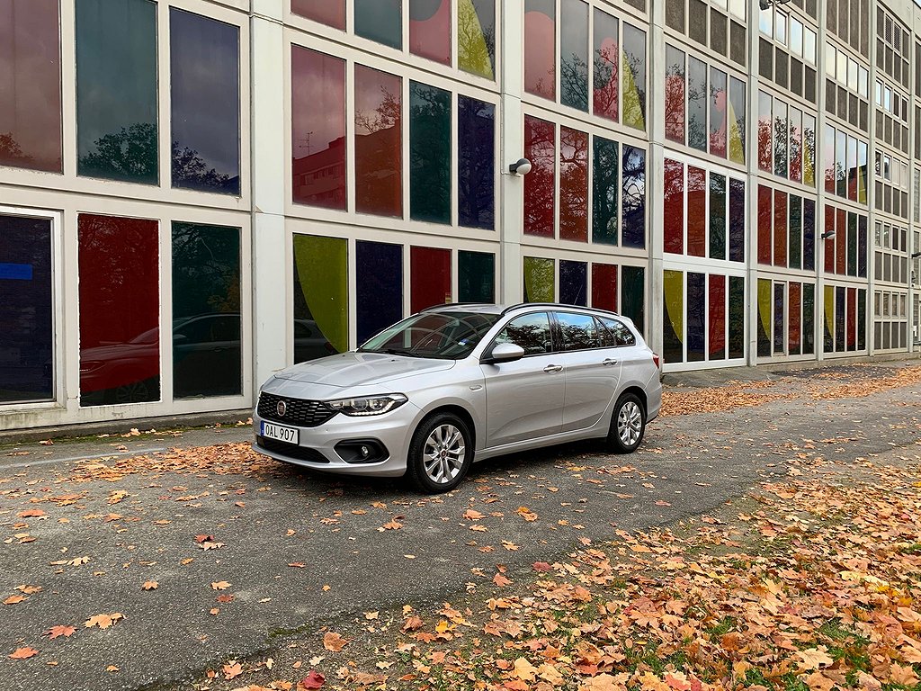 Fiat Tipo Kombi 1.6 E.Torq Lounge Automat Kombi Euro 6