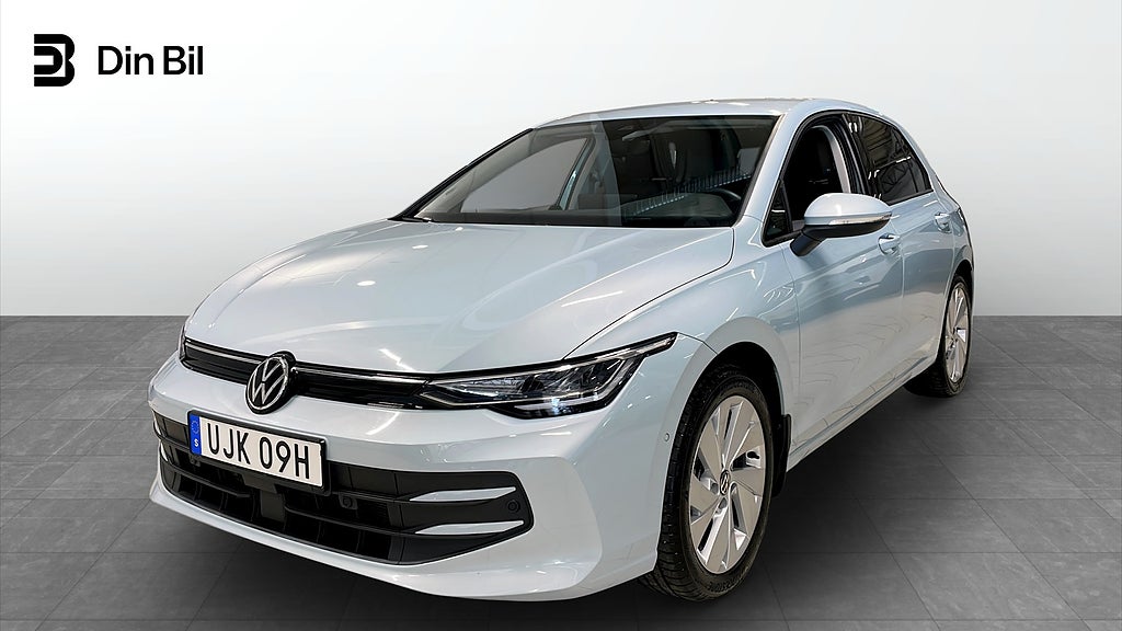 Volkswagen Golf 1.5 eTSI 150hk Life Värmare B-Kamera