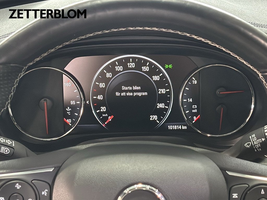 Sedan Opel Insignia 11 av 17