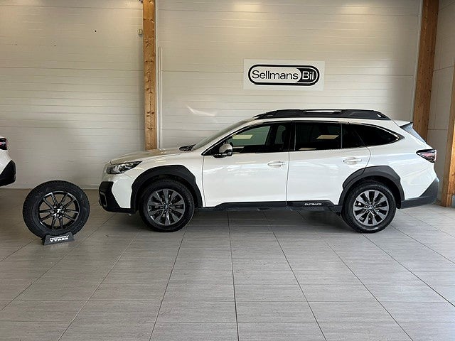 Subaru Outback 2025
