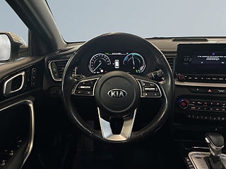 Kia Ceed SW Plug-in Hybrid S&V-hjul/Kamera/Carplay/Pano/Skinn – bild 9