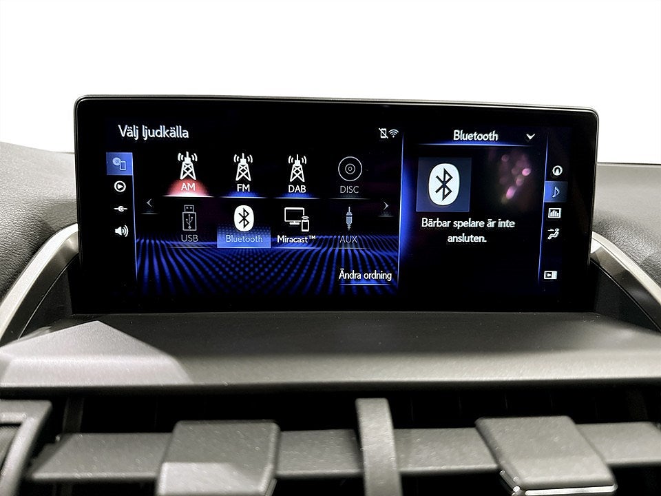 Bild på Lexus NX 300h 2.5 197hk Aut AWD - DRAG, B-KAMERA,1 ÄGARE