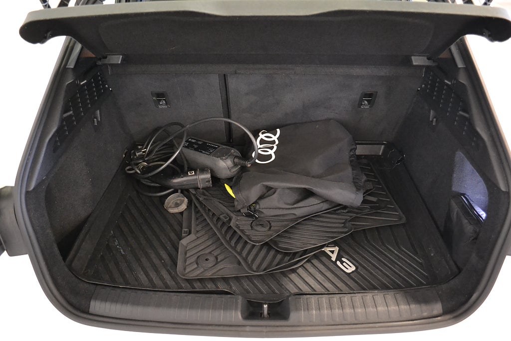 Audi A3 Sportback 40 TFSI e 204hk | Navi | 2023
