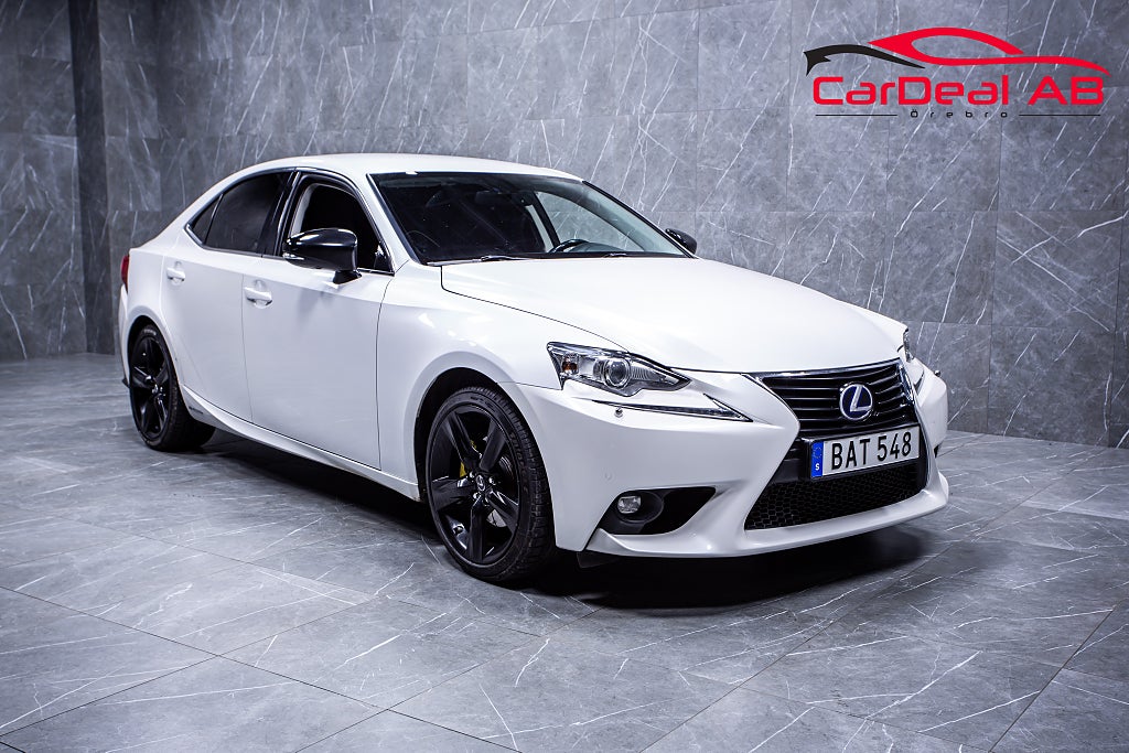 Lexus IS 300h 2.5 CVT F Sport B-Kamera Rattvärme Halvskinn
