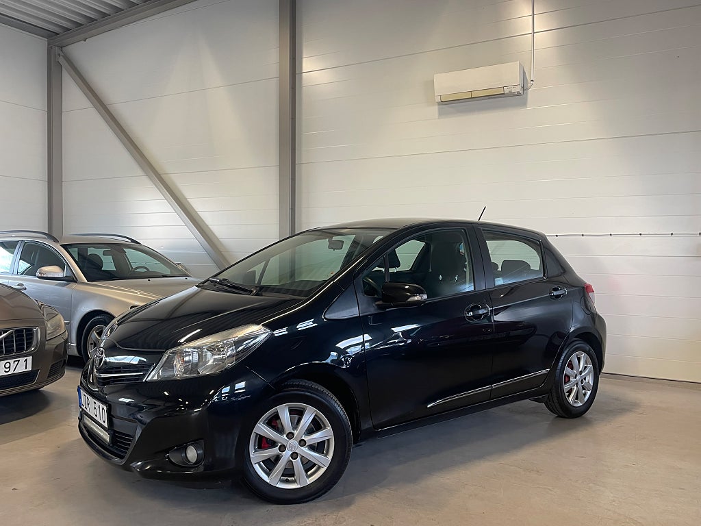 Toyota Yaris 5-dörrar 1.33 Dual VVT-i Navi Backkamera M-Värmare 