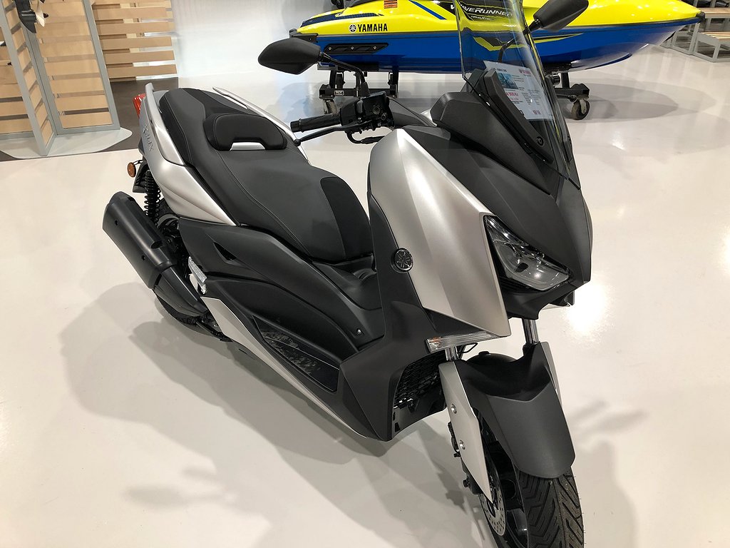 Yamaha X-MAX 300 