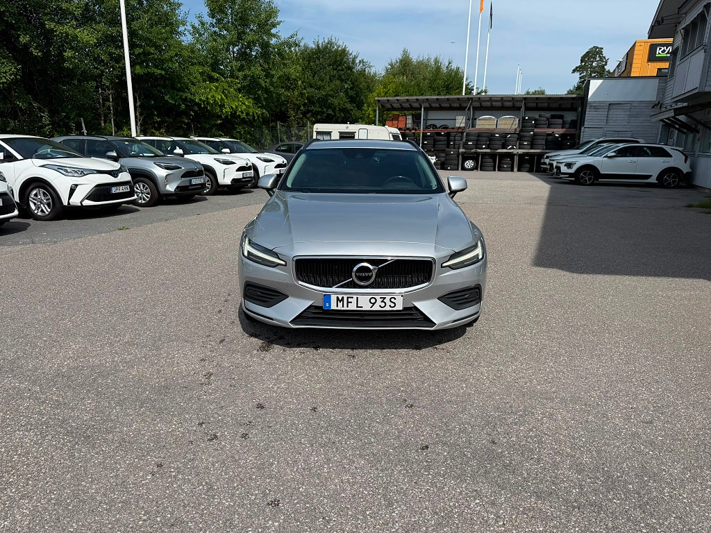 Volvo V60 D3 GEARTRONIC MOMENTUM EU6 AUTO NYBESK/NYSERV V-HJUL