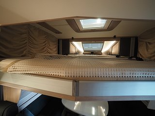Husbil-halvintegrerad Kabe Travel Master Royal 780 LB 21 av 25