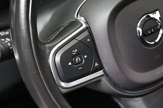 SUV Volvo XC60 14 av 28